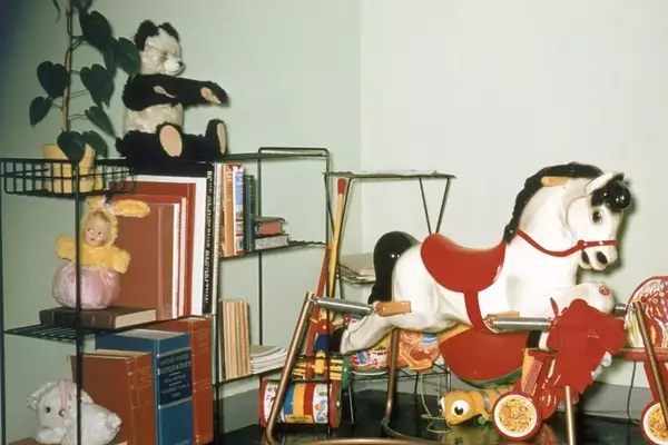 Timeless Toys: The Evolution of Classic Playthings from 1950 to 1969