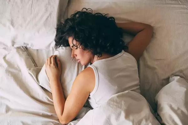 Essential Sleep Aids for Perimenopause: Conquering Night Sweats and Insomnia