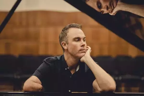 One Hand, Limitless Sound: Nicholas McCarthy's Journey to the Proms Stage