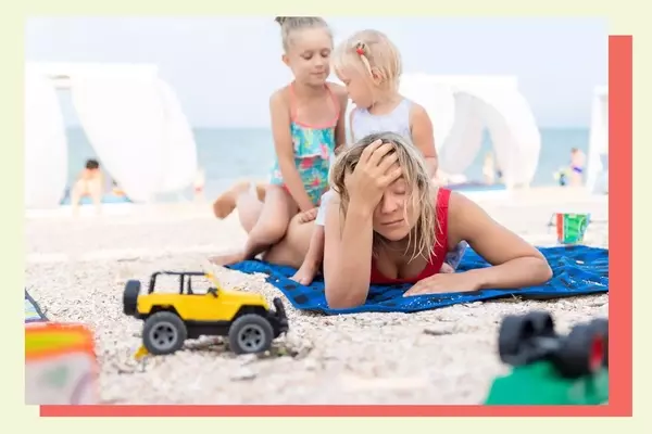 A Mother's Unexpected Retreat from Family Vacation Ignites Online Debate