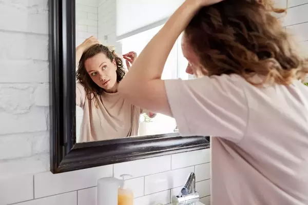 The Mielle Rosemary Mint Oil: A Potent Solution for Hair Regrowth and Strengthening