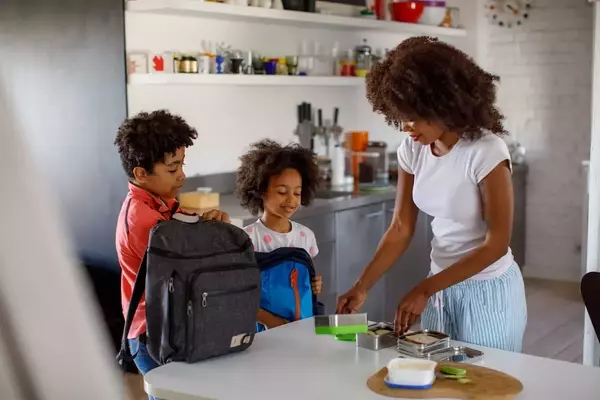 Safeguarding Children's Health: A Guide to Microplastic-Free Lunchware
