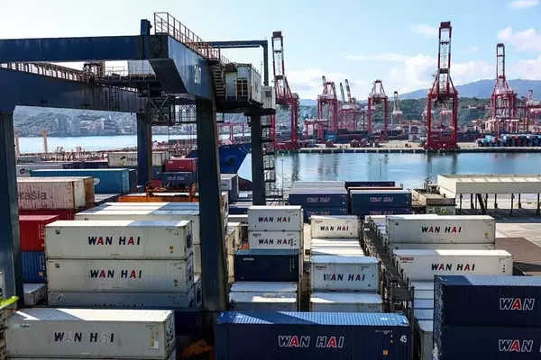 US Imposes New Tariff Rates with Revised Implementation Dates
