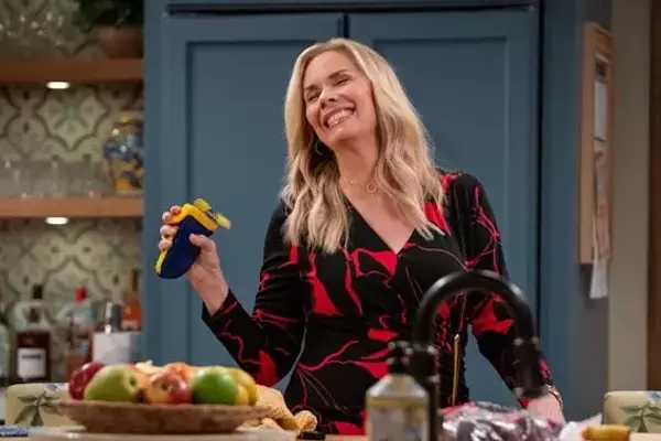 Netflix's 'Leanne' Captivates Audiences with Authentic Southern Charm and Relatable Life Experiences