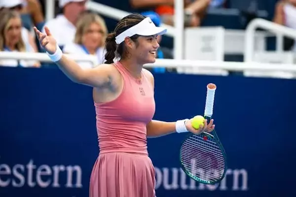 Tennis Court Disturbance: Raducanu's Plea vs. Umpire's Stance on Crying Child