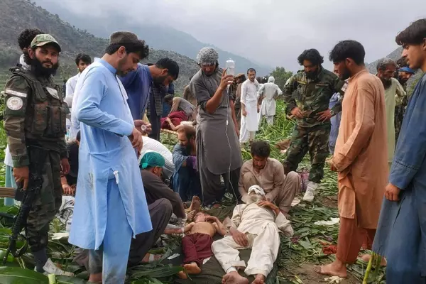 Devastating Earthquake Strikes Eastern Afghanistan, Hampering Rescue Efforts