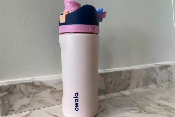 Top Metal Water Bottles for Children: A Microplastic-Free Hydration Guide