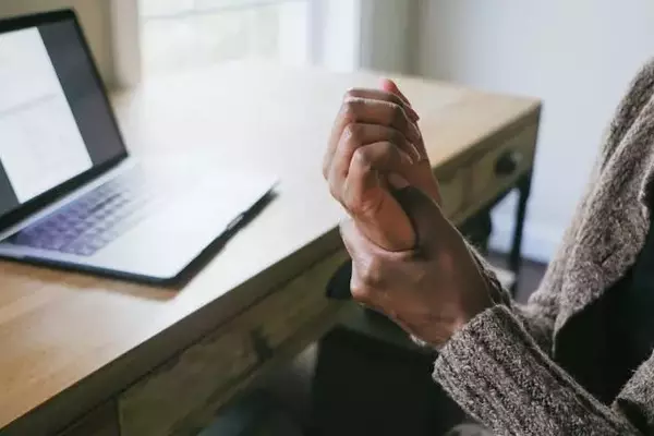 Understanding Carpal Tunnel Syndrome: Causes, Symptoms, and Management