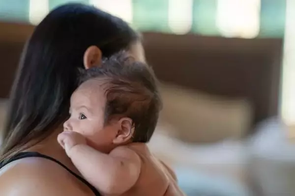 New Mother's Online Cry for Help Receives Overwhelming Support