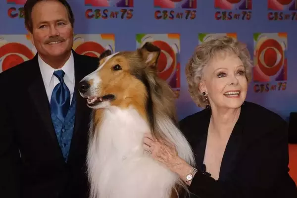 June Lockhart, Beloved Actress of 'Lassie' and 'Lost In Space,' Dies at 100