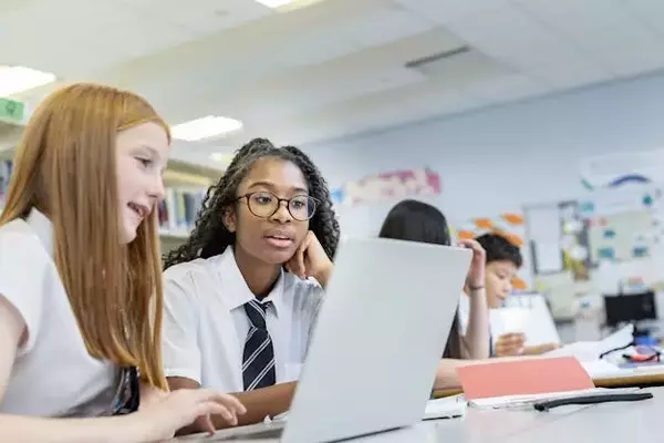 The Dual Nature of Digital Socializing: How Students Utilize Google Docs for Connection and Conflict