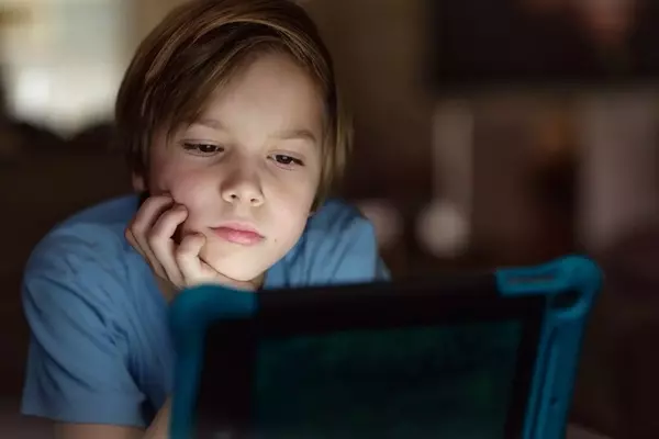 Understanding and Addressing Screen Addiction in Children and Adolescents