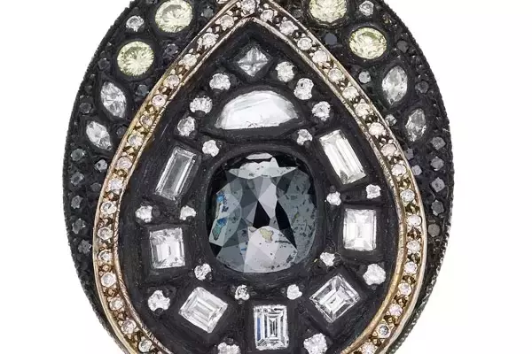 Tomfoolery London Unveils "Seasons" Themed Art Ring Exhibition 2025