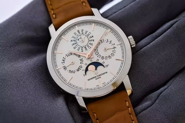 Vacheron Constantin Unveils New Traditionnelle Perpetual Calendar Ultra-Thin 36.5mm Editions