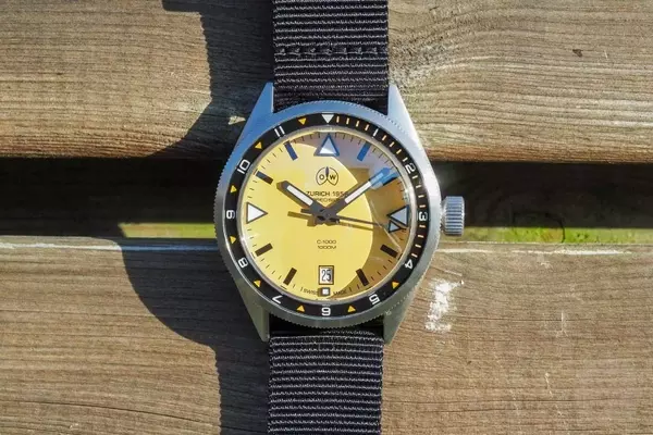 A Closer Look at the Ollech & Wajs OW C-1000 Y Diver's Watch
