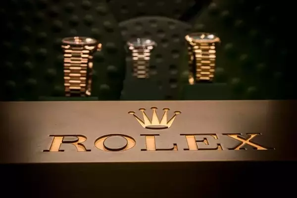 Swiss Watch Exports Face Significant Decline in November
