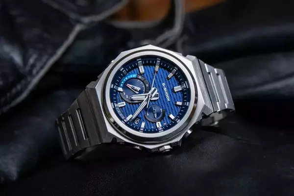 Casio G-Shock G-STEEL GSTB1000D: An Elegant Evolution