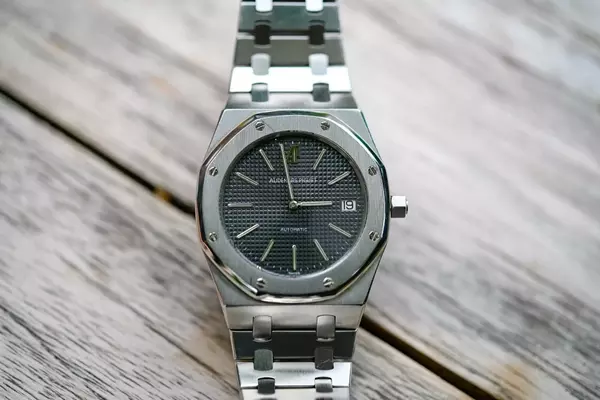 Exploring the Timeless Narratives of Iconic Timepieces: The Evergreens Series