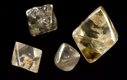 Northwest Territories Extends Diamond Mine Tax Relief Amid Market Uncertainty