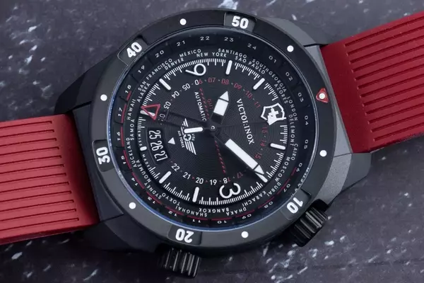 Victorinox Air Pro Automatic: A Detailed Review of the New Pilot's Timepiece