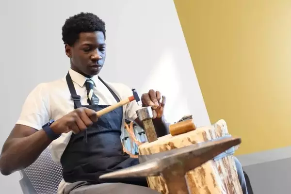 UK Crafts Sector Advocates for Enhanced Skills Pathways in Jewellery Education