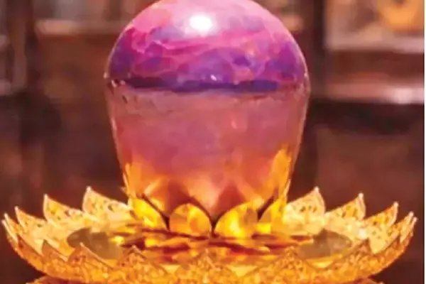 Discovery of the "Star of Pure Land" Sapphire in Sri Lanka