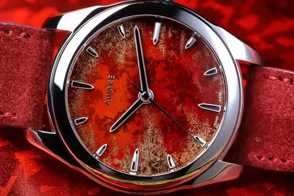 Awake Presents the Sơn Mài Frosted Leaf Royal Red: A Fusion of Artistry and Precision