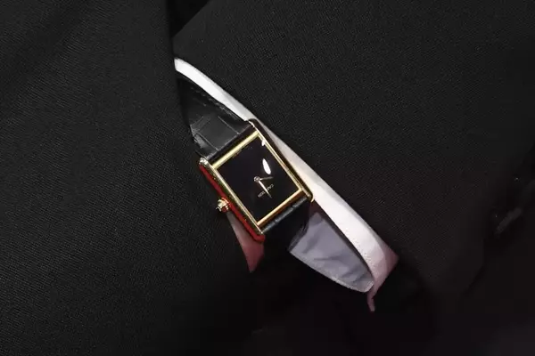The Resurgence of Elegance: Dress Watches Dominate the Luxury Market in 2025