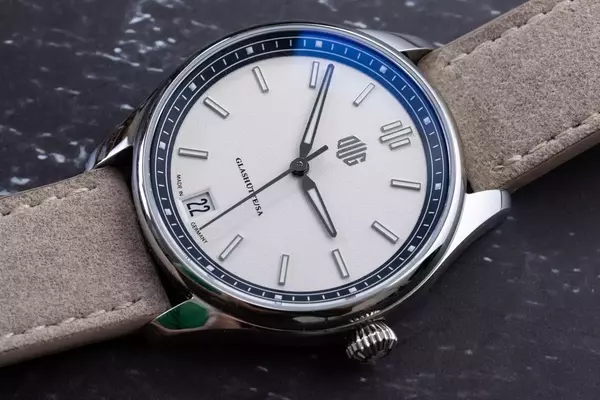 DUG Purist Typ 1: Glashütte Craftsmanship, Accessible Price