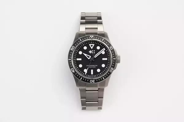 The Christopher Ward C60 Trident Lumière ‘Green Fifteen’ x Bark & Jack: A New Collaboration in Dive Watches