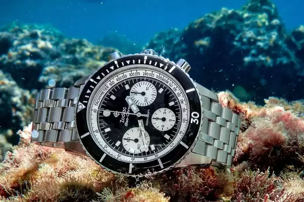 Dive Chronographs: The Ultimate Blend of Functionality and Elegance