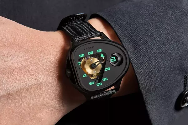 Triscope by Angles Watches: Reimagining the Geometry of Time