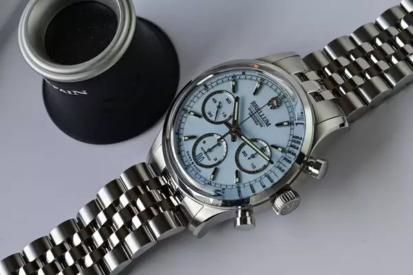Brellum Duobox 39 Ice Blue Mother-of-Pearl Chronometer