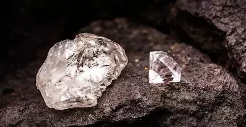 N.W.T. Diamond Mine Faces Delays and Financial Pressures