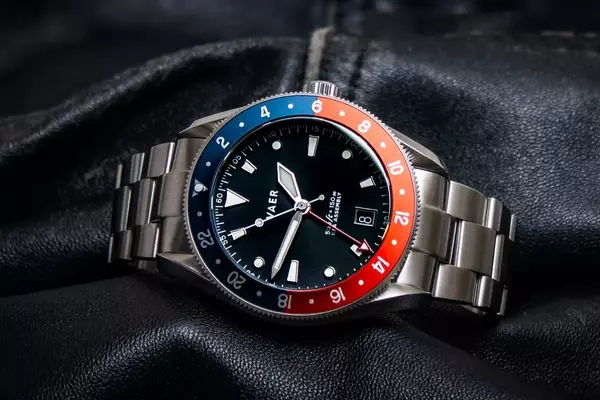 Vaer G2 Meridian GMT: An Accessible Travel Watch
