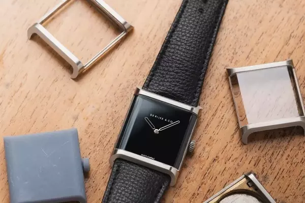 A Closer Look at De Rijke & Co.'s New Capri Watch: An Atelier Visit