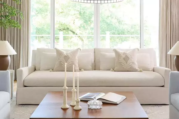 The Ultimate Guide to Selecting the Perfect Sofa