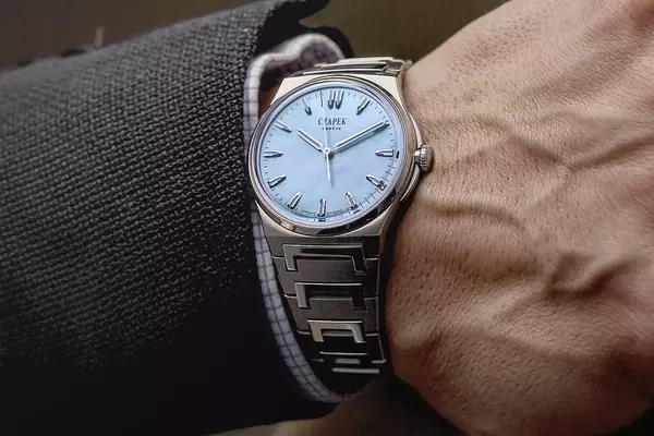 Czapek Unveils Two New Watches with Exquisite Mother-of-Pearl Dials