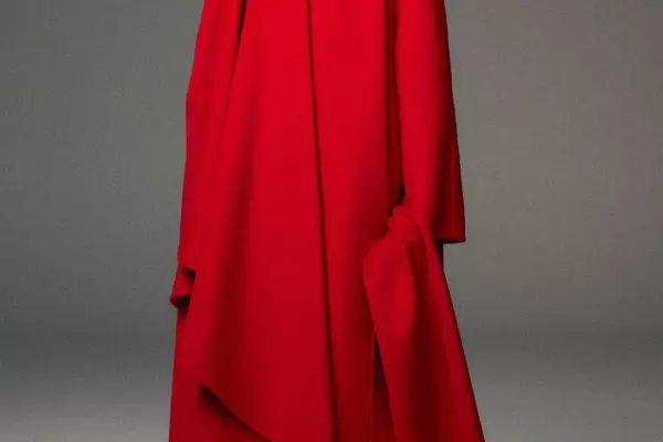 Tove's Fall 2026 Ready-to-Wear Collection: Celebrating Britishness and Global Expansion