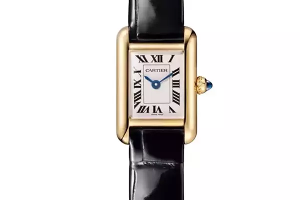 Timeless Timepieces: Capturing the Minimalist Elegance of the Kennedy Women