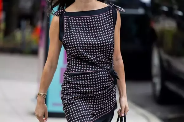 Boatneck Tops: The Ultimate Guide to Timeless Elegance