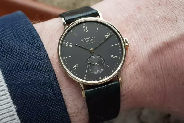 Compact Elegance: Exploring Six Exceptional Watches Under 36mm