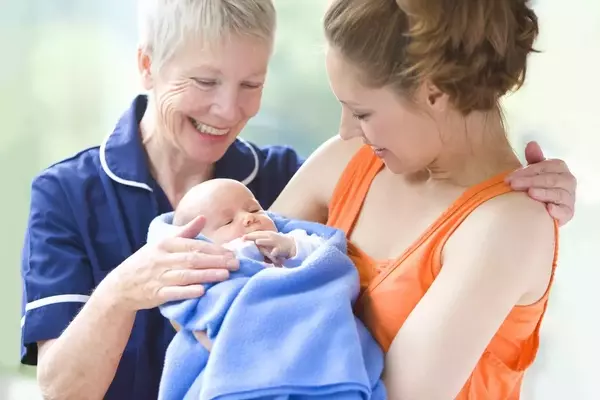 Establishing Boundaries: Grandparent Visits with Newborns