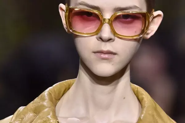 The Unexpected Comeback of the Classic Headband in High Fashion
