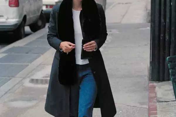 The Enduring Appeal of 90s Fashion: A Modern Revival