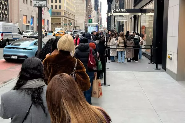 Matthieu Blazy's Chanel Debut: A Fashion Frenzy in New York and Paris