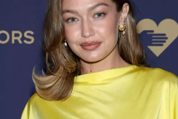 The Resurgence of the Side Part: A Timeless Hairstyle Trend