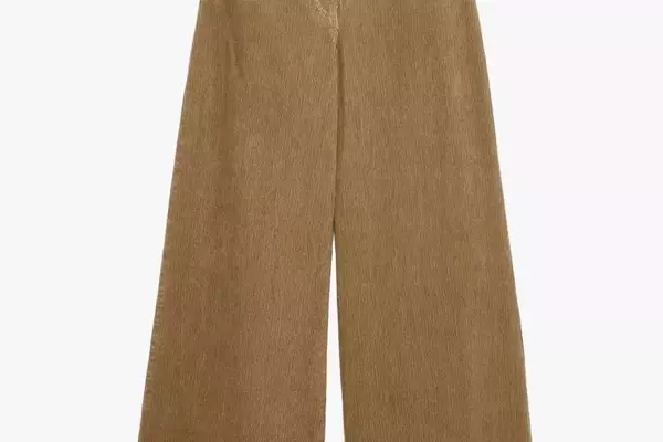 Corduroy Pants: A Style Guide for Every Season