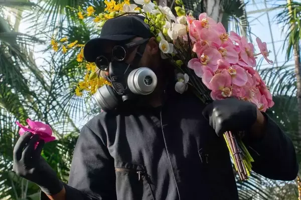 Mr. Flower Fantastic Transforms New York Botanical Garden with 'Concrete Jungle' Exhibit