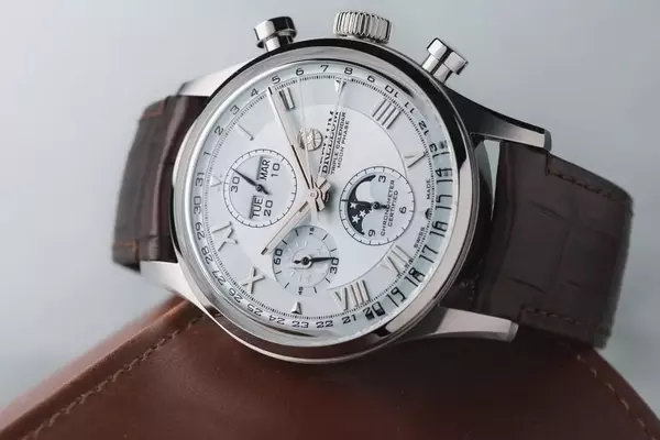 Brellum Duobox Triple Calendar Moonphase: A Deep Dive into the Ice-Blue Chronometer